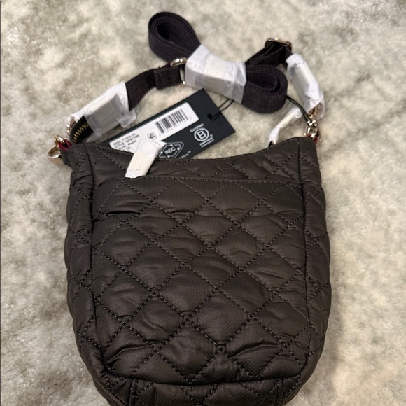 MZ Wallace Crosby Go magnet color NWT - Picture 3 of 4